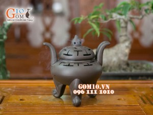 Trầm gốm tử sa đen dáng cao 16.5cm