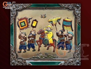 Tranh gốm đắp nổi cảnh Vinh Quy Bái Tổ viền ngọc, 38x34cm Tranh gốm đắp nổi cảnh Vinh Quy Bái Tổ viền ngọc, 38x34cm