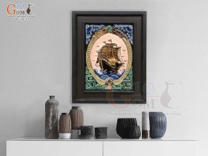 Tranh gốm đắp nổi Thuận Buồm Xuôi Gió, 43x33cm Tranh gốm đắp nổi Thuận Buồm Xuôi Gió, 43x33cm