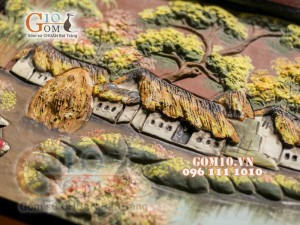 Tranh gốm đất đỏ họa tiết Làng quê, 45x55cm