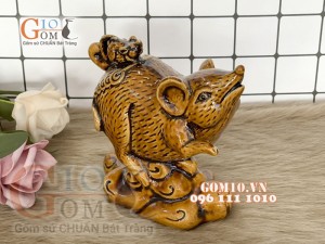 Tượng chuột linh vật vàng cõng con, cao 12cm