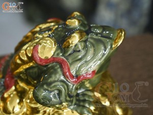 Tượng Cóc Tài Lộc men ngọc dát vàng, dài 20cm