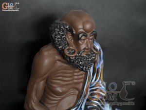 Tượng Đạt Ma ngồi thiền gốm men hoả biến xanh đá, cao 43cm