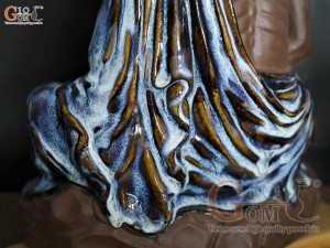 Tượng Đạt Ma ngồi thiền gốm men hoả biến xanh đá, cao 43cm