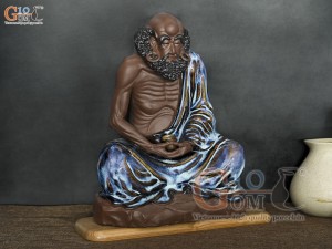 Tượng Đạt Ma ngồi thiền gốm men hoả biến xanh đá, cao 43cm