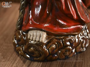 Tượng Đạt Ma quá hải áo đỏ men hoả biến, cao 65cm