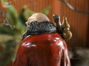 Tượng Đạt Ma quá hải áo đỏ men hoả biến, cao 65cm