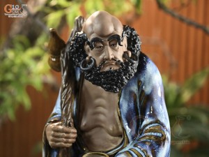 Tượng Đạt Ma quá hải áo xanh men hoả biến, cao 65cm