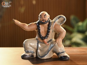Tượng ghép cây Lỗ Chí Thâm men rạn ngang tay 