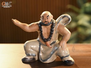 Tượng ghép cây Lỗ Chí Thâm men rạn ngang tay 