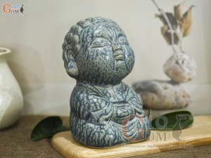 Tượng gốm ngồi An Nhiên màu xanh rêu, cao 20cm