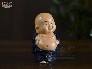 Tượng gốm Chú Tiểu Hoan Hỷ cao 10cm (Màu ngẫu nhiên)