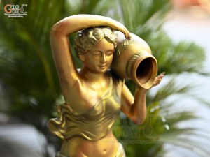 Tượng gốm cô gái đổ nước màu đồng cao 51cm