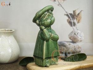 Tượng gốm Em bé Việt Nam men hỏa biến, cao 24cm