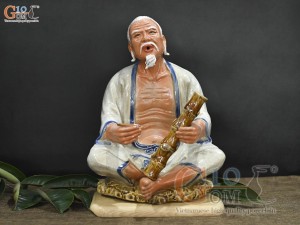 Tượng gốm hút thuốc lào men rạn, cao 30cm