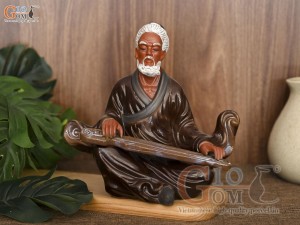 Tượng gốm Lý Bá Nha chơi đàn áo nâu, cao 21cm