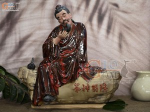 Tượng gốm thần trà men hỏa biến, rộng 48cm