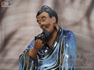 Tượng gốm thần trà men hỏa biến xanh đá, rộng 41cm