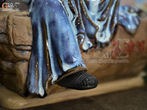 Tượng gốm thần trà men hỏa biến xanh đá, rộng 41cm