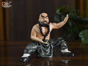 Tượng gốm võ sư xanh, cao 13.5cm (thế 2)