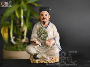 Tưọng Khổng Minh dáng ngồi đọc sách men rạn, cao 18cm