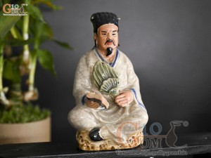 Tưọng Khổng Minh dáng ngồi đọc sách men rạn, cao 14cm