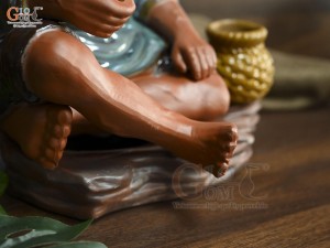 Tượng Lã Vọng câu cá gốm đỏ, cao 27cm