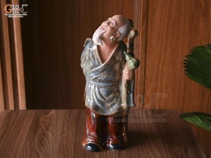 Tượng lão mai chống gậy men hỏa biến cao 42cm