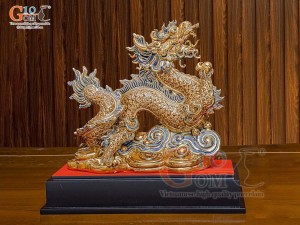 Tượng Linh vật Giáp Thìn vẽ vàng 24k cao cấp, cao 23x22cm