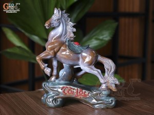 Tượng linh vật ngựa tài lộc, kích thước 24x28cm