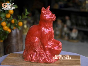 Tượng Linh vật Quý Mão màu đỏ, cao 28x18cm
