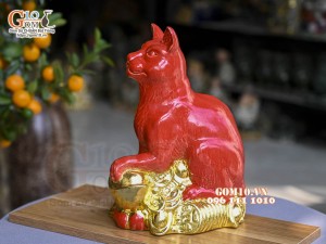 Tượng Linh vật Quý Mão màu đỏ, dát vàng cao cấp, cao 28x18cm