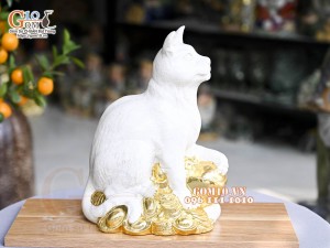 Tượng Linh vật Quý Mão màu trắng, dát vàng cao cấp, cao 28x18cm