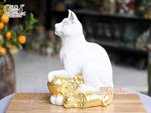 Tượng Linh vật Quý Mão màu trắng, dát vàng cao cấp, cao 28x18cm