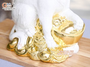 Tượng Linh vật Quý Mão màu trắng, dát vàng cao cấp, cao 28x18cm