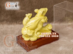 Tượng Linh vật tài lộc Canh Tý màu vàng cao 16cm