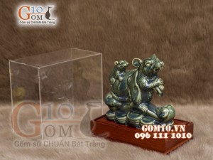 Tượng Linh vật tài lộc Canh Tý màu xanh rêu cổ cao 16cm