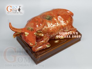 Tượng Linh vật tài lộc Tân Sửu màu cam vẽ vàng cao 11,5 cm