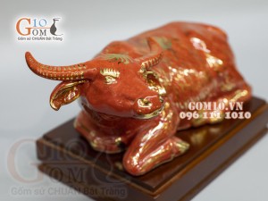 Tượng Linh vật tài lộc Tân Sửu màu cam vẽ vàng cao 11,5 cm