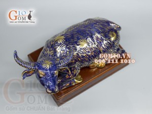 Tượng Linh vật tài lộc Tân Sửu màu xanh dương vẽ vàng cao 11,5 cm