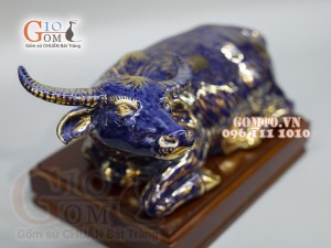 Tượng Linh vật tài lộc Tân Sửu màu xanh dương vẽ vàng cao 11,5 cm