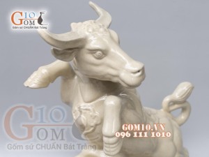 Tượng linh vật Trâu - Bạch Ngưu Vương, cao 43cm