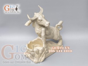 Tượng linh vật Trâu - Bạch Ngưu Vương, cao 43cm