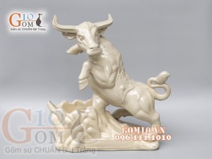 Tượng linh vật Trâu - Bạch Ngưu Vương, cao 43cm