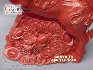 Tượng linh vật Trâu Tài Lộc màu đỏ cao 43cm