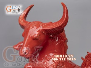 Tượng linh vật Trâu Tài Lộc màu đỏ cao 43cm