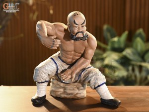 Tượng Lỗ Chí Thâm dáng nhổ cây men rạn, cao 30cm