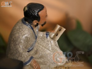 Tượng Lý Bạch đọc sáng men rạn, cao 15cm