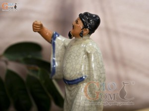 Tượng Lý Bạch say trăng men rạn, cao 26cm