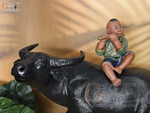Tượng mục đồng cưỡi trâu thổi sáo, dài 45cm
